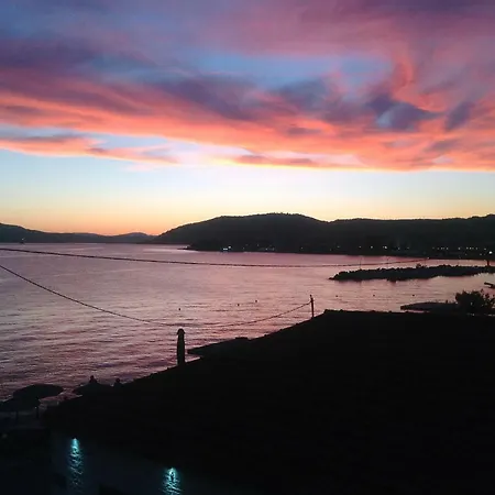 Filippos-spectacular Area,,,,panoramic,-sea- View- Apartments-42m, Just Call On The Photo Number, For Price,vacancy Etc,,-next To Vallis Hotel,, 15meters From Seaside!!! Lägenhet Agria