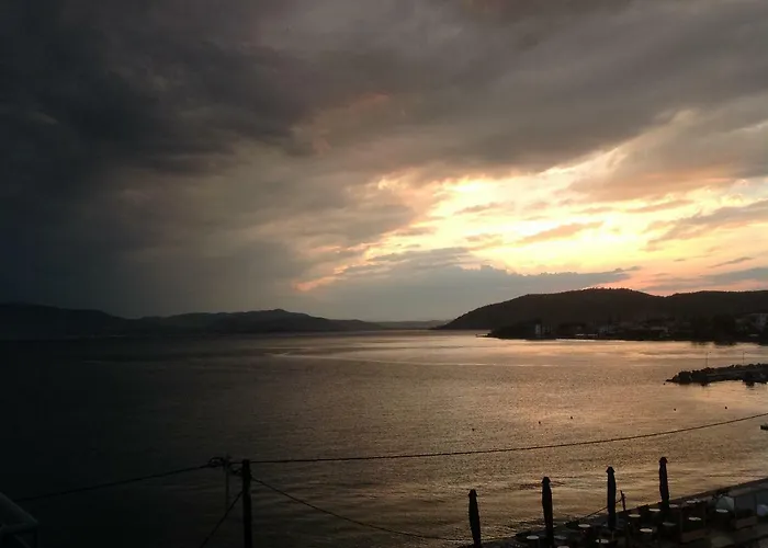 Filippos-spectacular Area,,,,panoramic,-sea- View- Apartments-42m, Just Call On The Photo Number, For Price,vacancy Etc,,-next To Vallis Hotel,, 15meters From Seaside!!! Apartamento Agriá